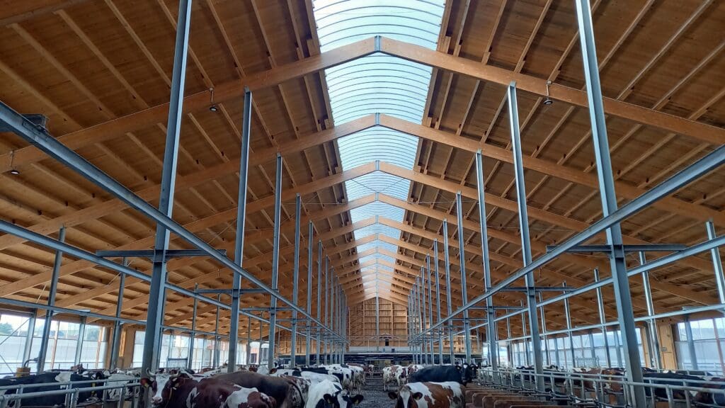 Fachforum "Landwirtschaftliches Bauen mit Holz" bietet wertvolle Einblicke und Networking-Gelegenheiten 1 Holzbau Kompetenz Sachsen GmbH – 20230222 121411