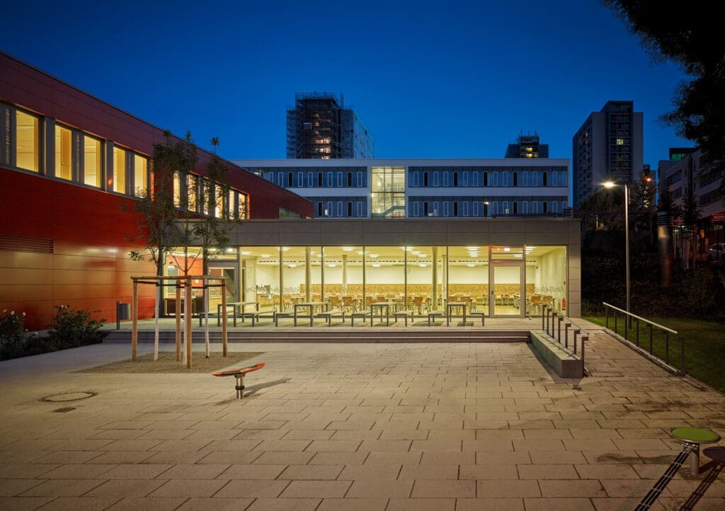 Holzbau Kompetenz Sachsen GmbH – 067 18 18